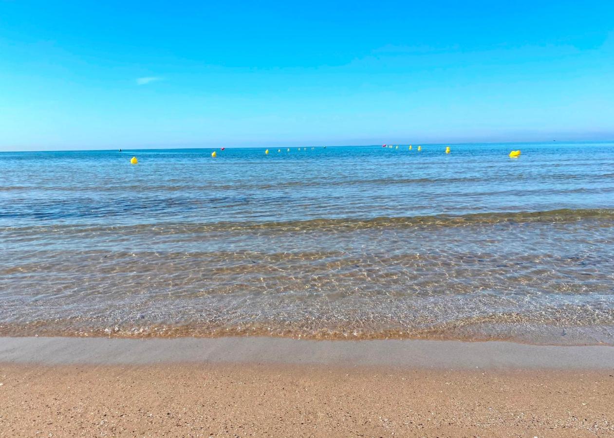Apartamentos Amatista Salou Exteriör bild